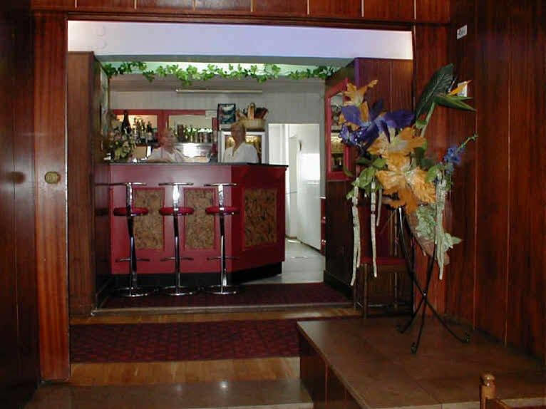 Jowisz Apartment Poznan Restaurant photo